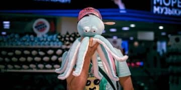 Unveiling the Cast of Squid Game Season 2: Who's In? - Cover Image