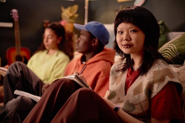 Korean Dramas & Social Media: US Fandoms and Online Communities