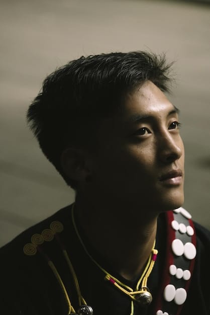A close-up shot of Gong Yoo as Seok-woo in 